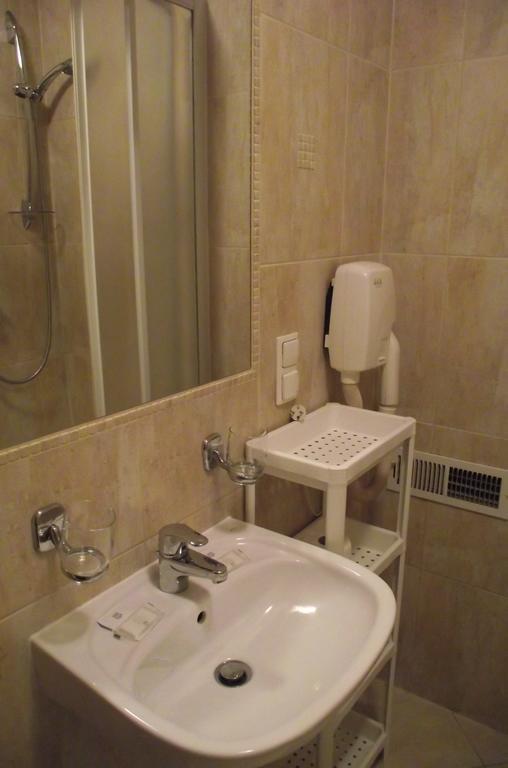 Villa Del Arte Bed & Breakfast Wadowice Exterior photo